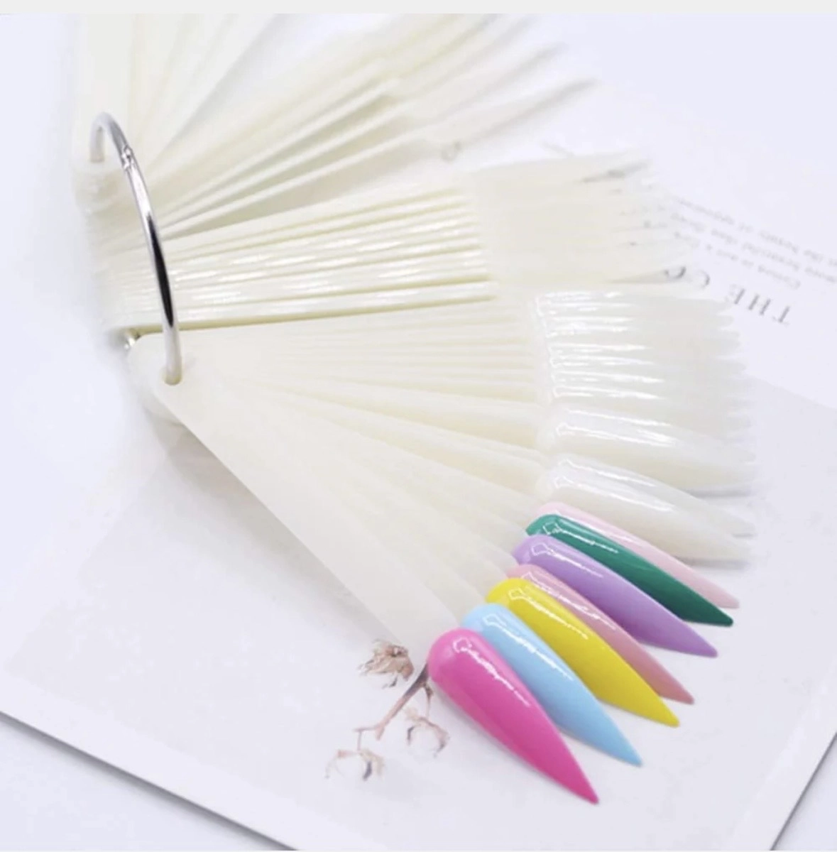 Anahtar%20Kartela%20Kemik%20Stiletto%2050’li