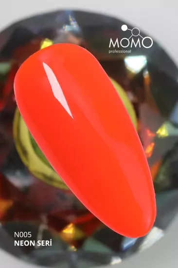 Momo Professional Kalıcı Oje N005 Neon Nar Çiçeği
